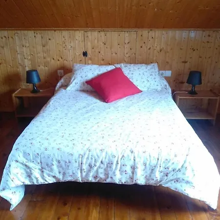 Casa Con Privada Y Gran Aparcamiento Carino