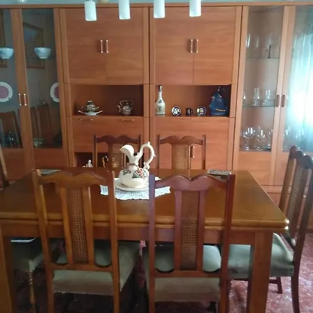 Hotel Casa Con Privada Y Gran Aparcamiento Carino